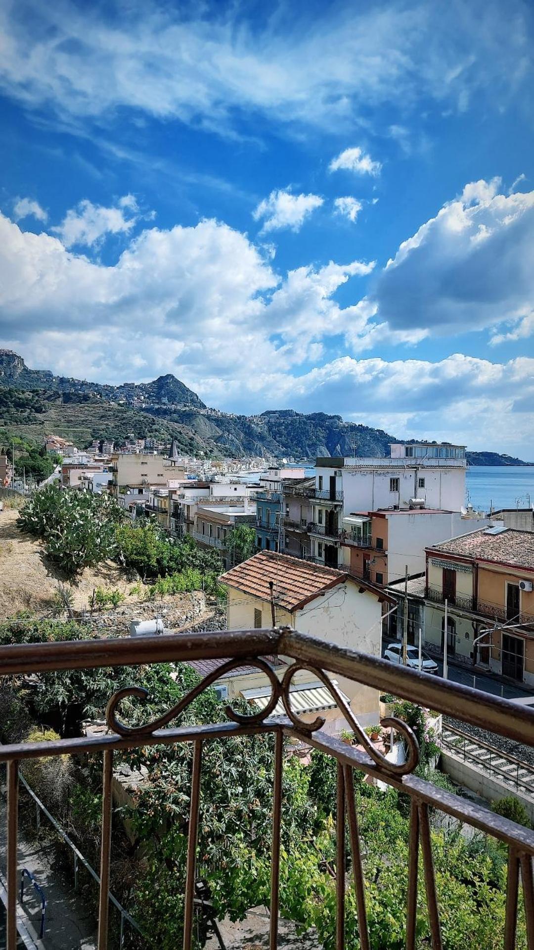 A Casa Dei Nonni Giardini Naxos Exterior foto