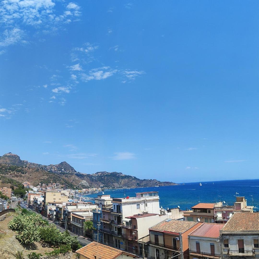 A Casa Dei Nonni Giardini Naxos Exterior foto